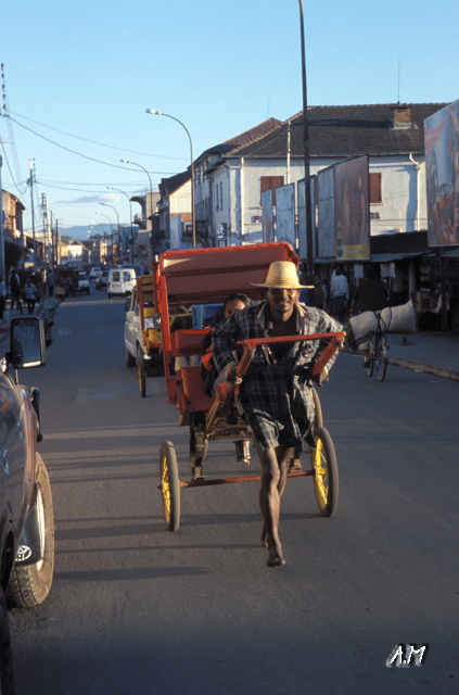 Madagascar - Pousse pousse ad Antsirabe