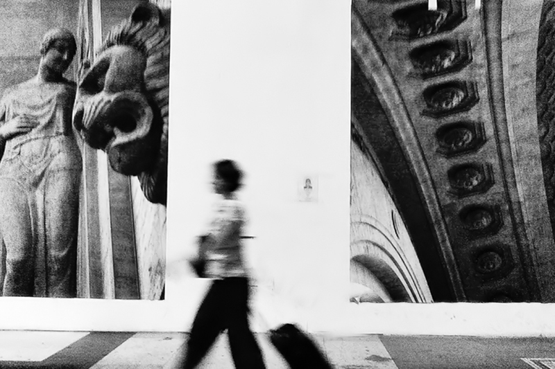 in stazione i volti non contano