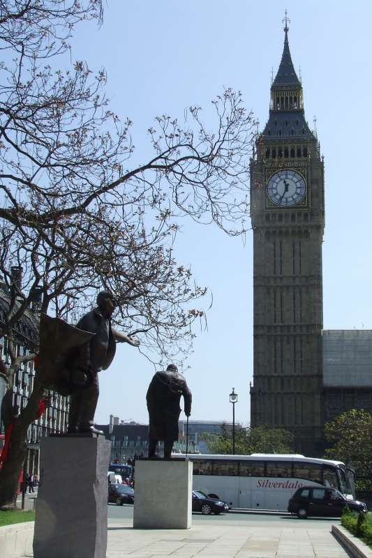 prego da questa parte