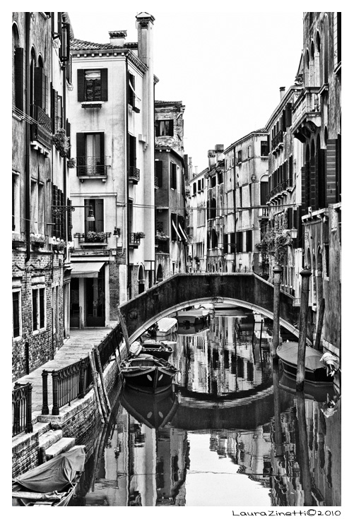 tra le calle di Venezia