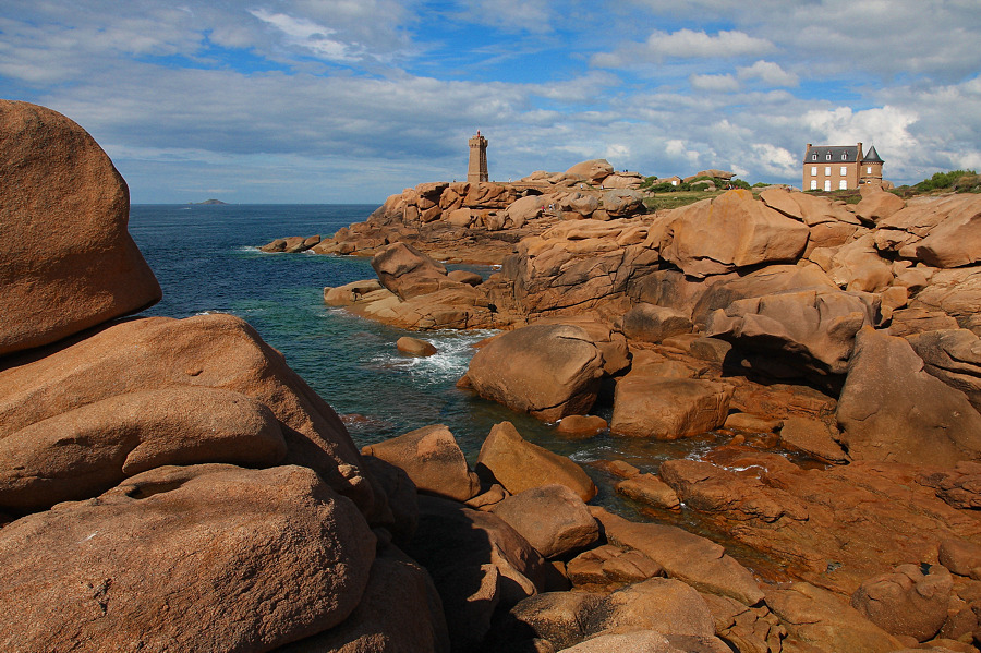 LA COSTA DI GRANITO ROSA