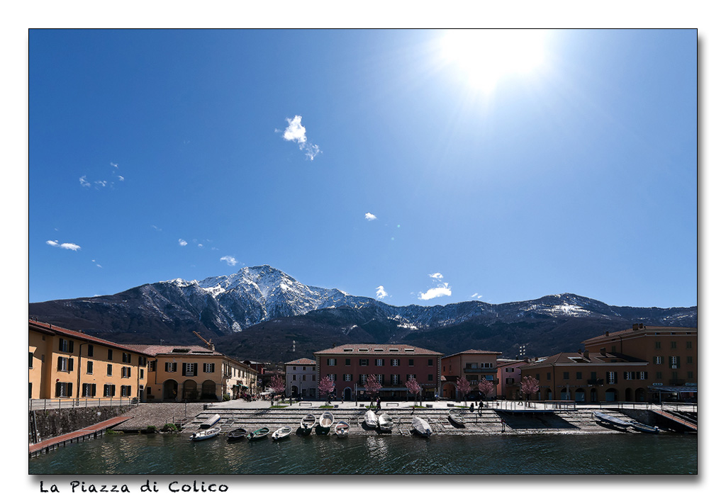 La piazza di Colico