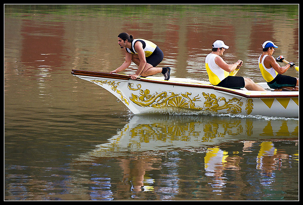 Regata San Ranieri 2010 - Pisa - Pronto al salto....