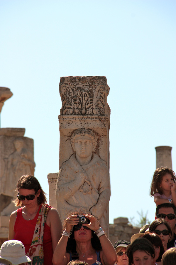 Ma la statua non la vede nessuno?