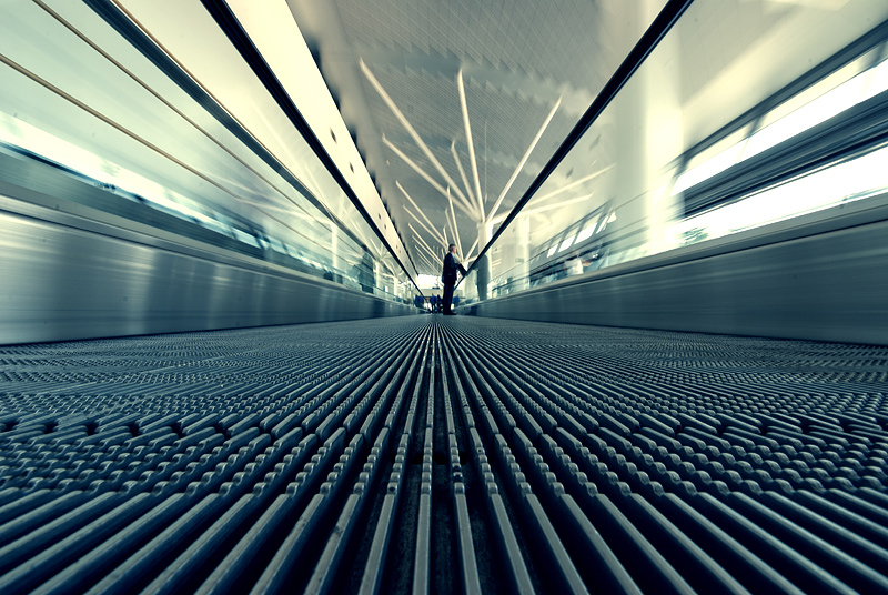 Study on convergent lines and a man