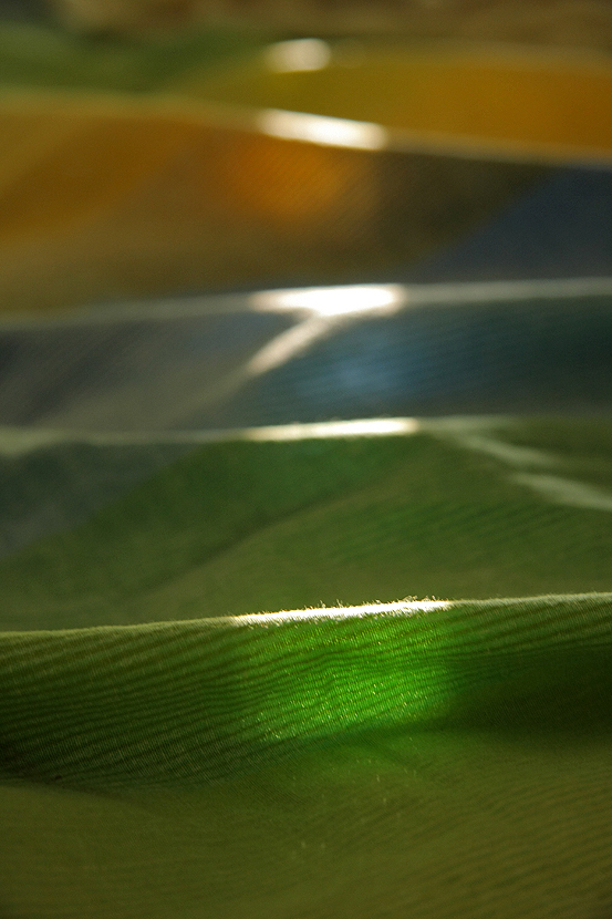 E il naufragar m'� dolce in questo mare