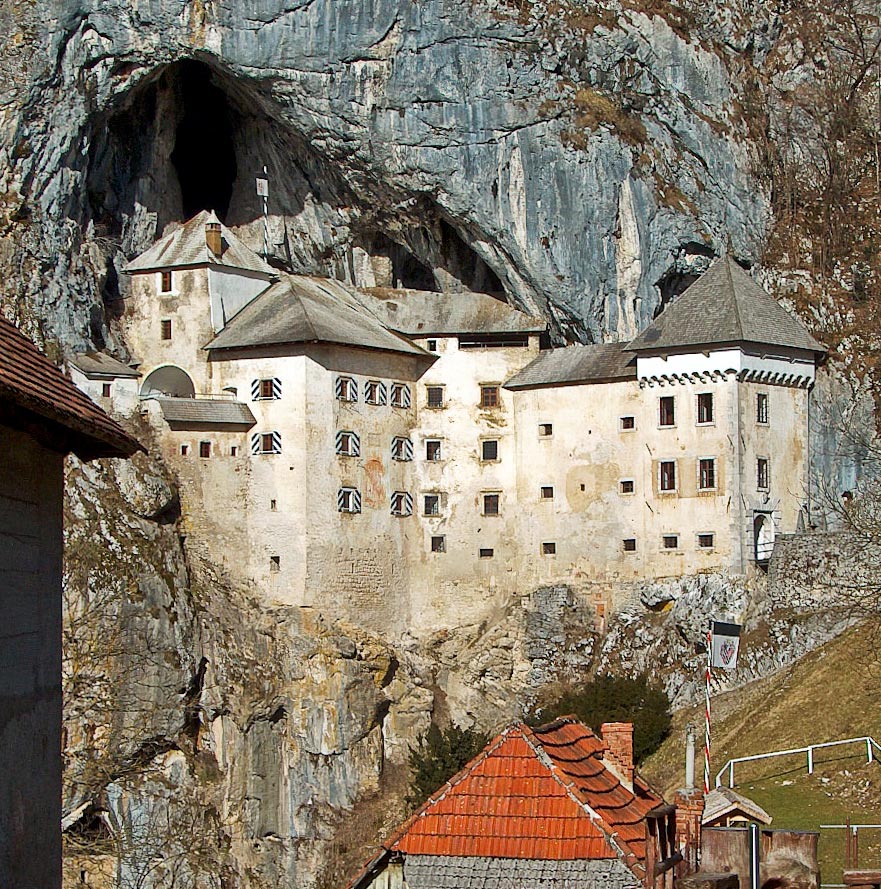 Il castello di predjama