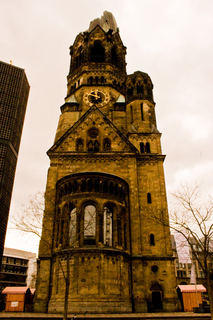 GED�CHTNISKIRCHE (chiesa del dente cariato) Berlin