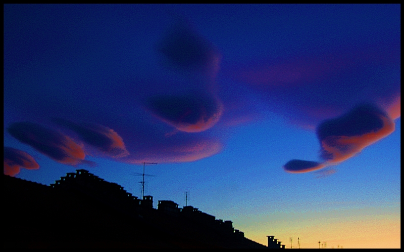 24-11-2010 segnali nel cielo...