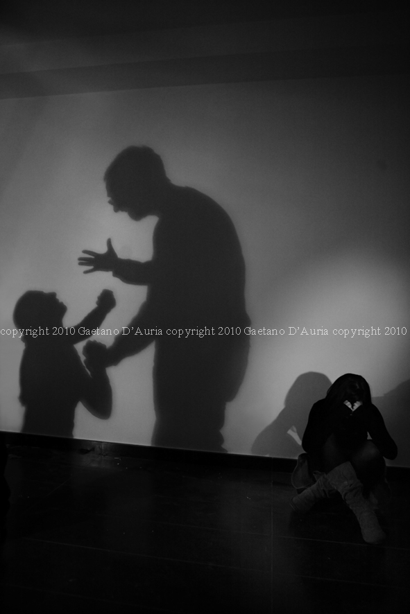 abbandono, ulteriore violenza