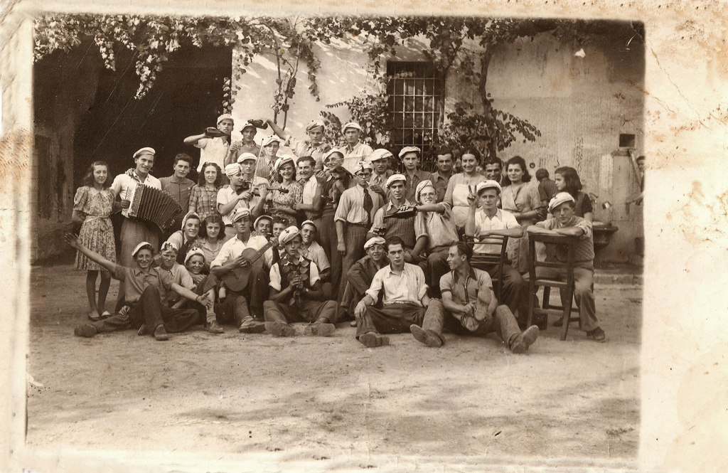 Trovata in mezzo a tante cose dimeticate