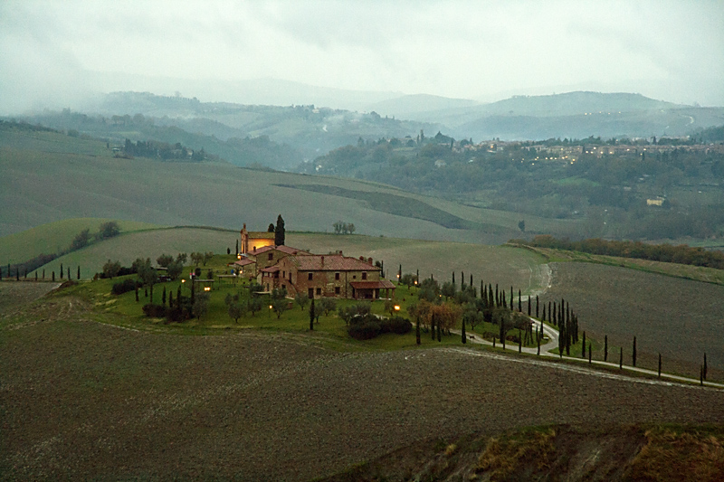 Agriturismo al crepuscolo