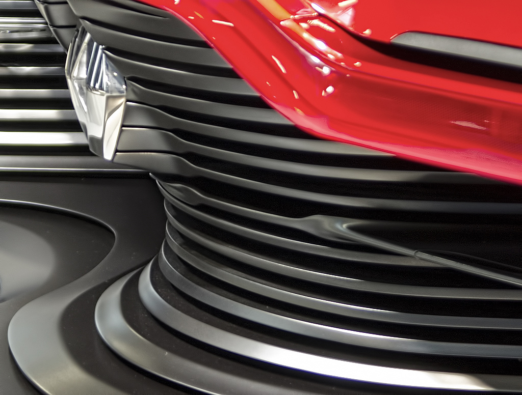 Sinuosit� al Motorshow 2010