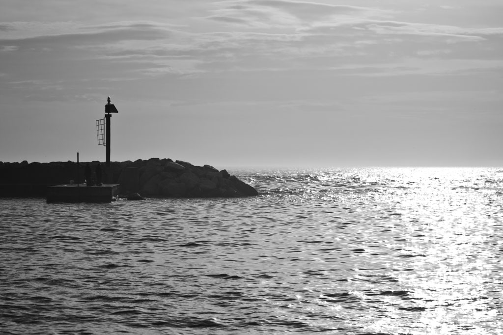 Alba al porto di Numana