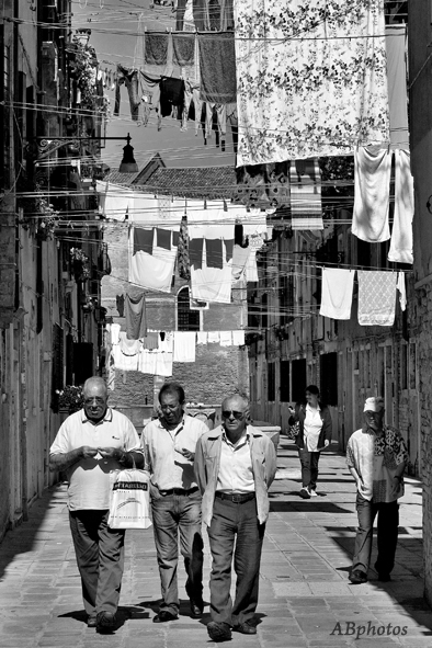 due passi sotto i panni