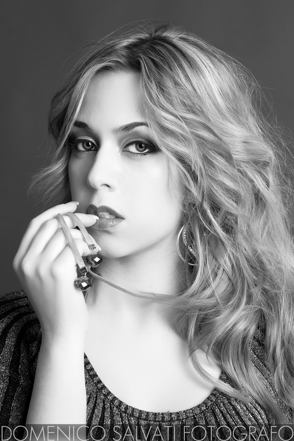 Uno sguardo da pacificatrice