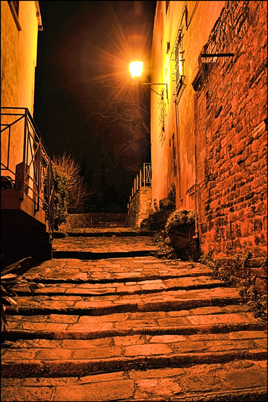 una salita verso l'oscurit�