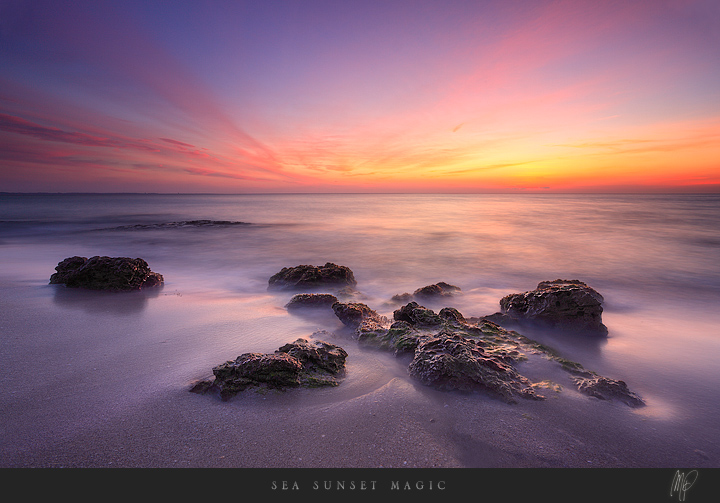 Sea sunset magic