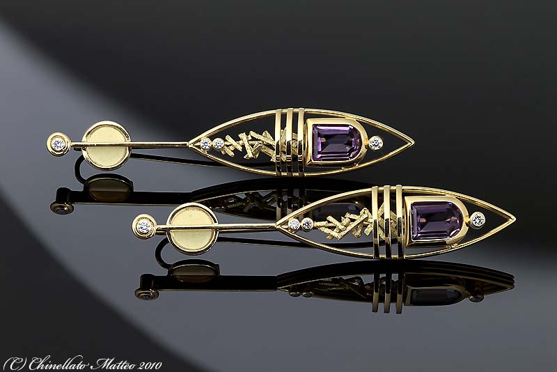 Orecchini in oro, diamanti e quarzo ametista