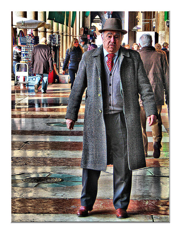 ul g�g�rel del D�m de Milan