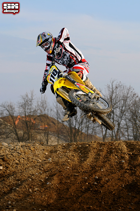 Motocross|Dema's scrub