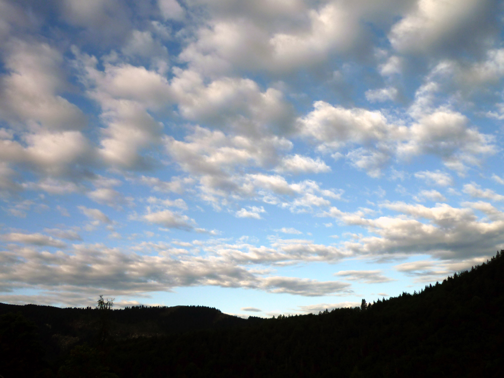 86    NUVOLE........A SERA.....