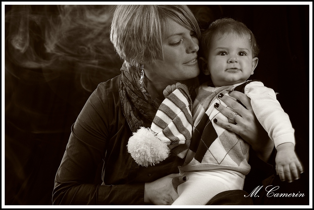 Mamma con figlio in B/N