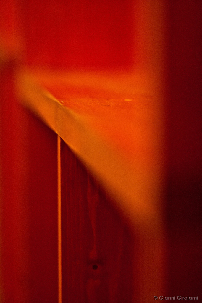 Rivolo di legno fuso