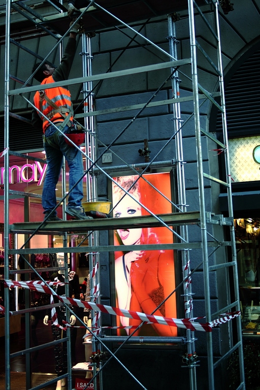 vieni dentro caro, che � ora di cena