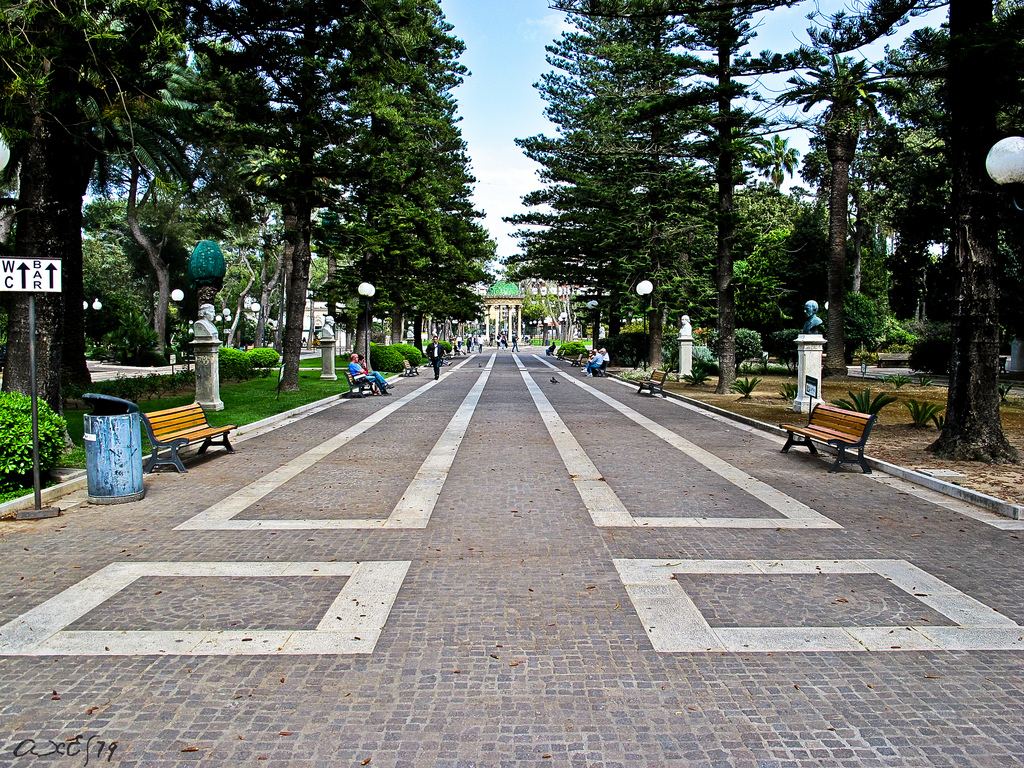 La Villa Comunale-Lecce-