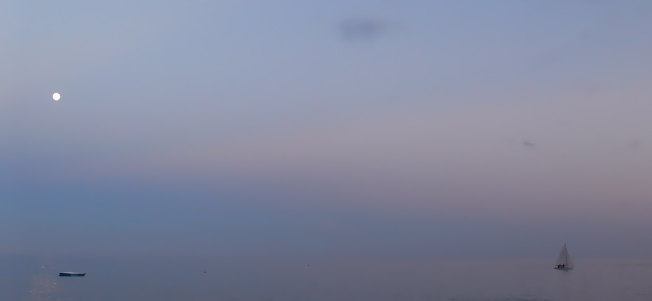 La Luna se viene y el barco se va