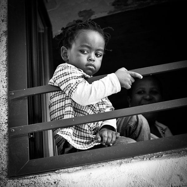 Scrutando i passanti