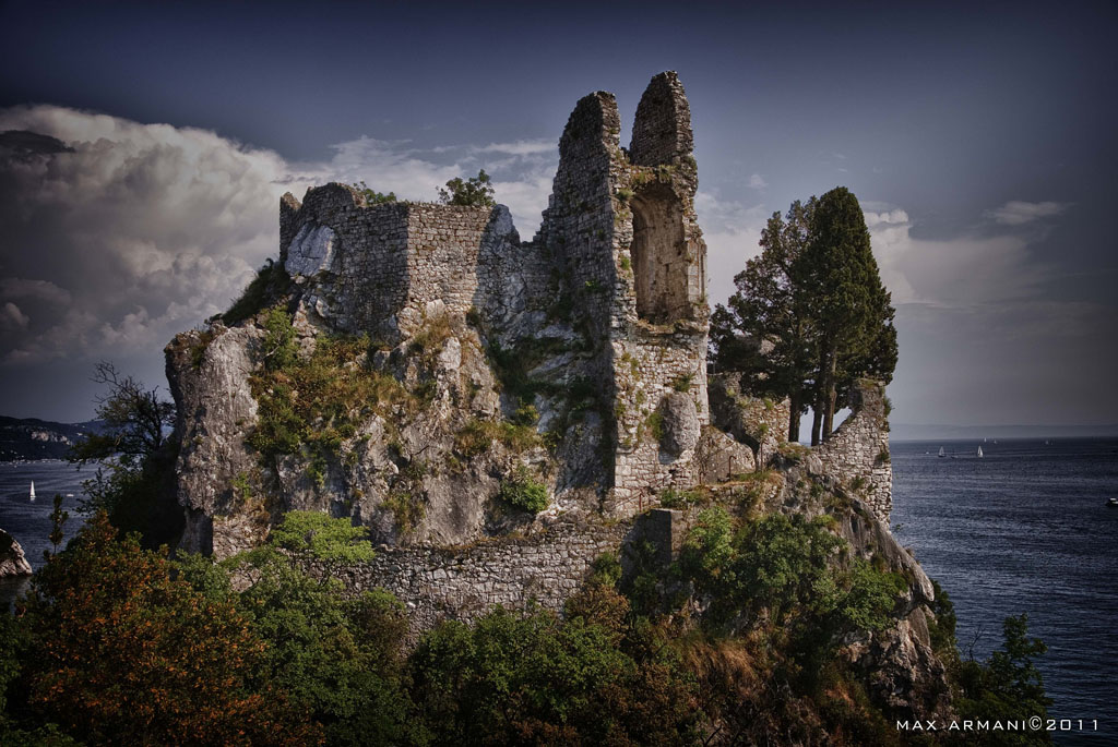 Rocca di Duino in HDR