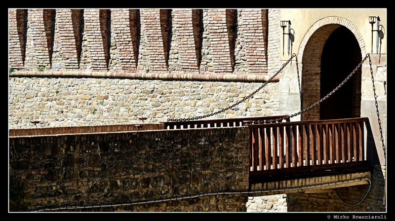 L'entrata a castello
