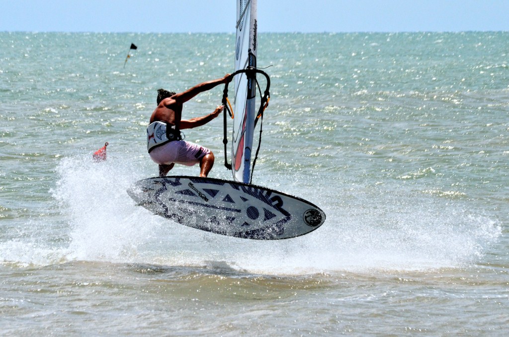 windsurf