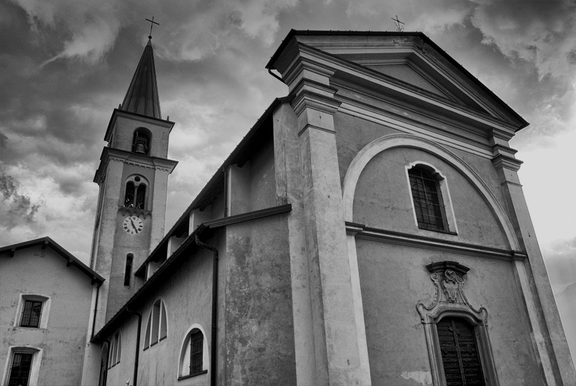 chiesetta sull'alto Lario