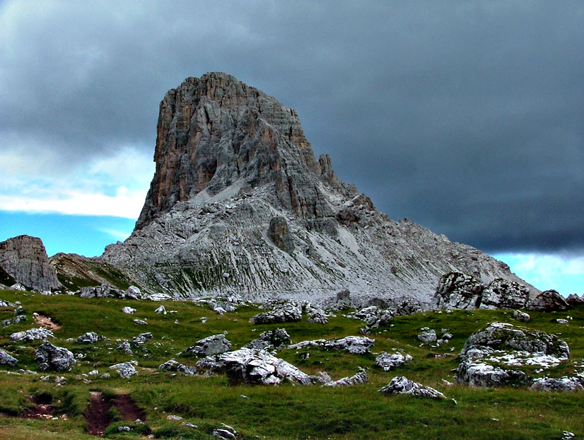 DOLOMITI:Becco di Mezzod� da Mondeval