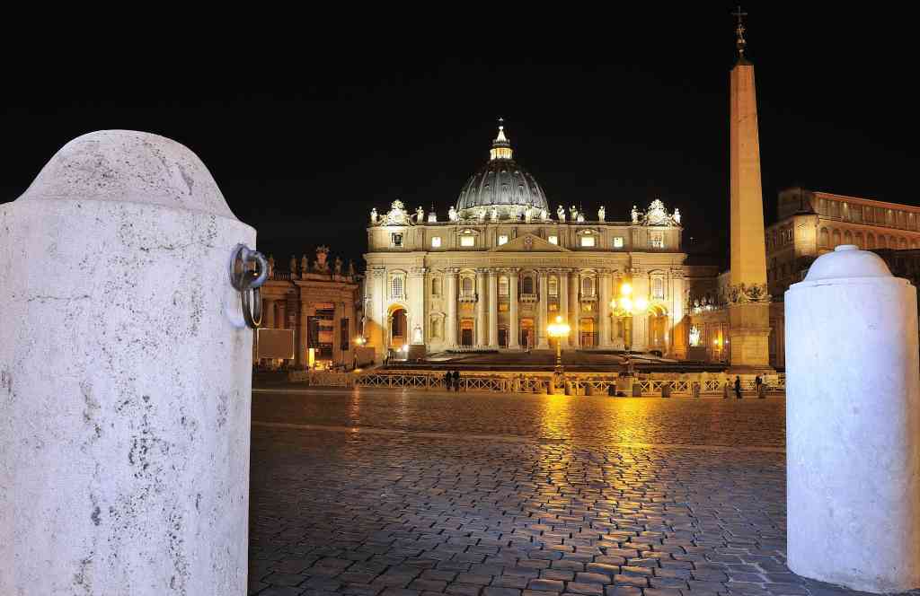 San Pietro di notte