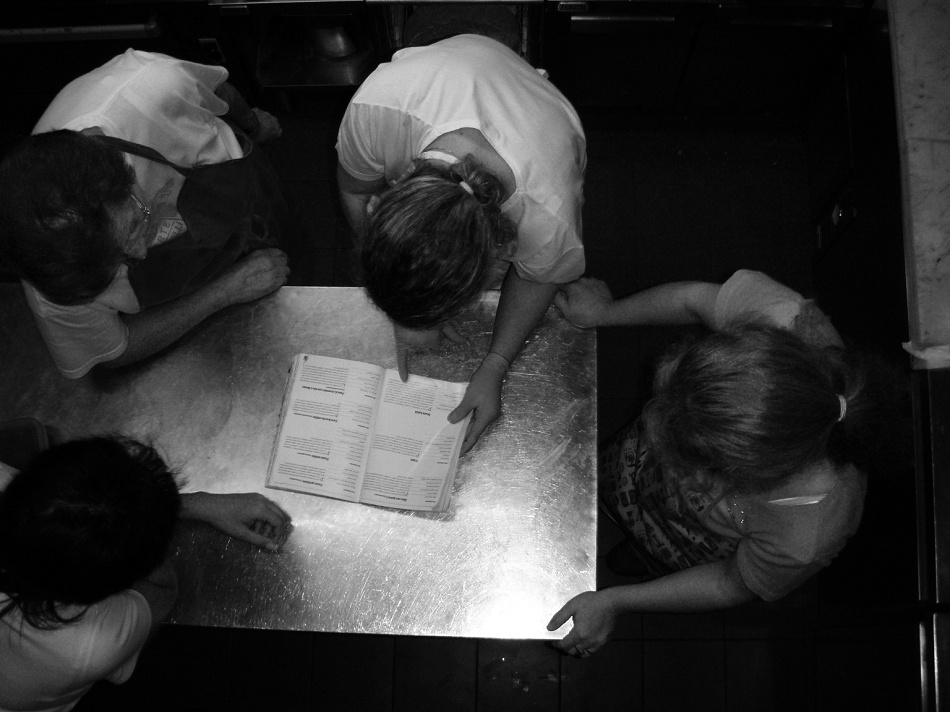 in cucina,briefing