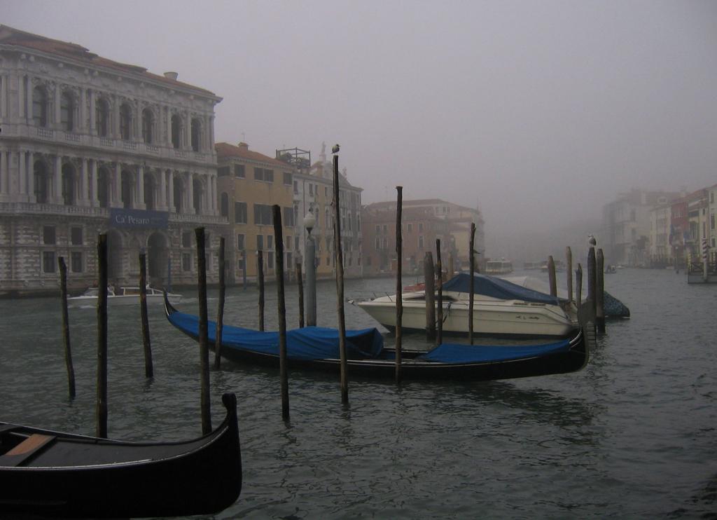 Venezia e foschia