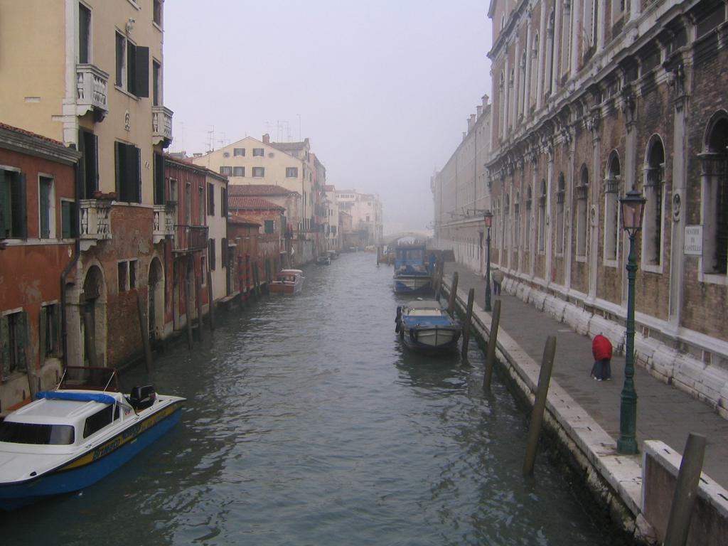 Venezia e foschia