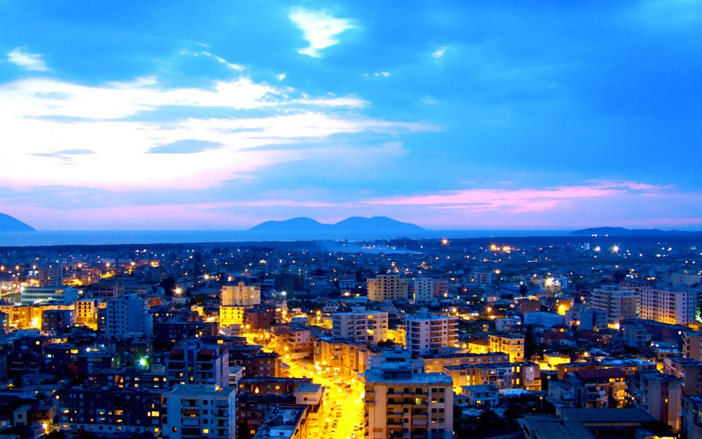 Vlore by Night