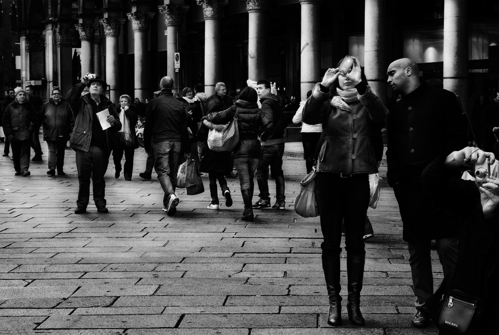 io fotografo,tu fotografi,egli fotografa