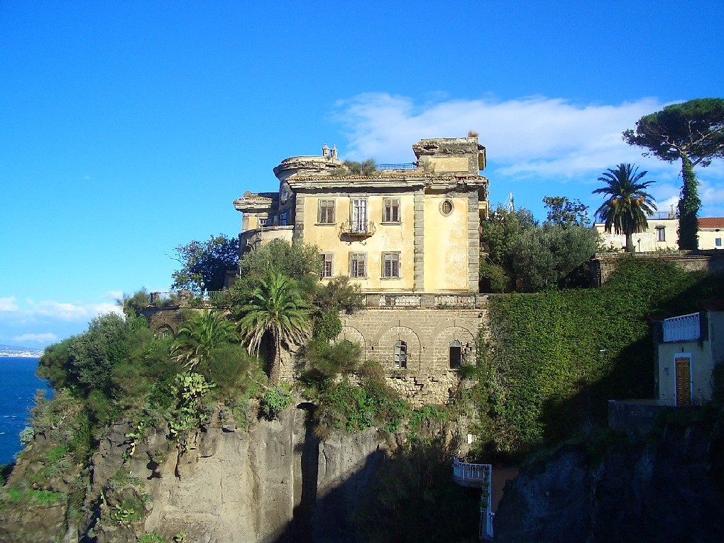 villa nicolini