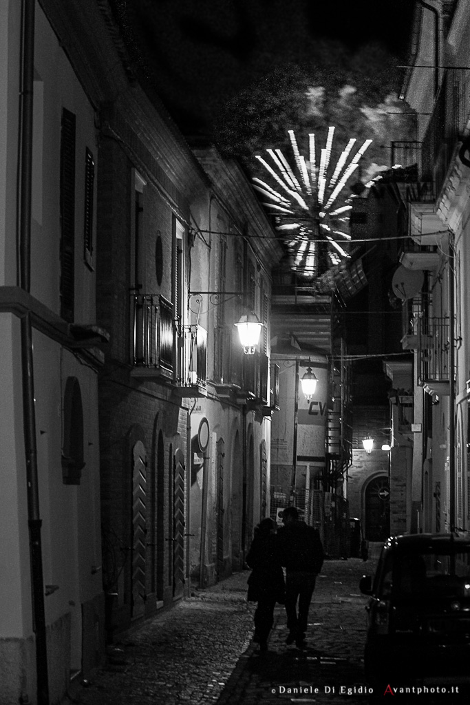 Due innamorati sotto gli spari.