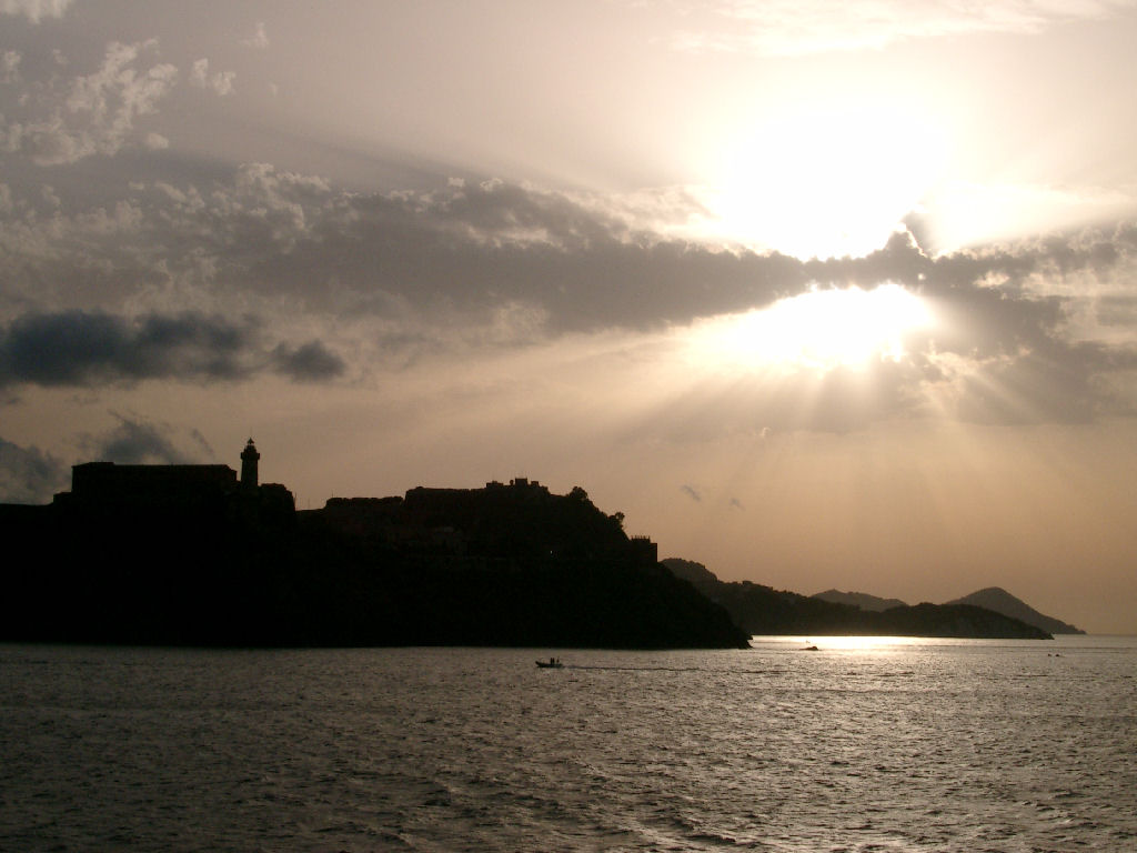 Tramonto in controluce