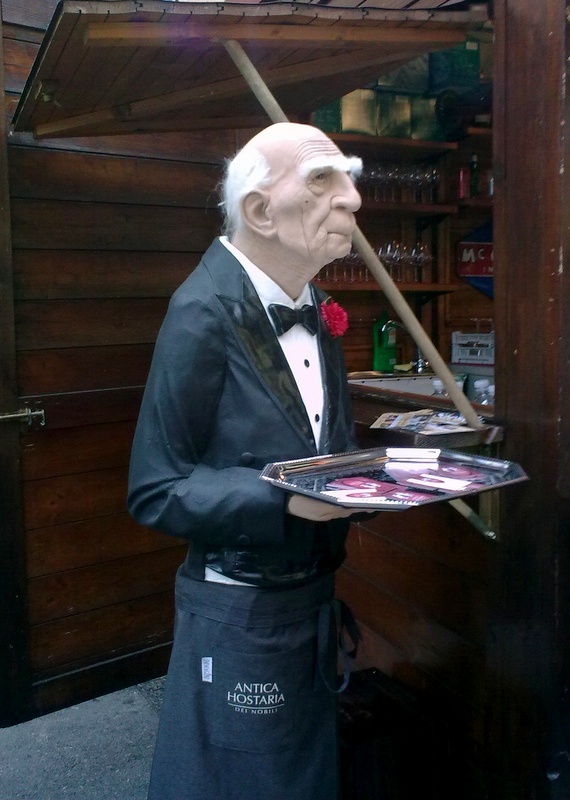 Cameriere? .... non risponde !!!!