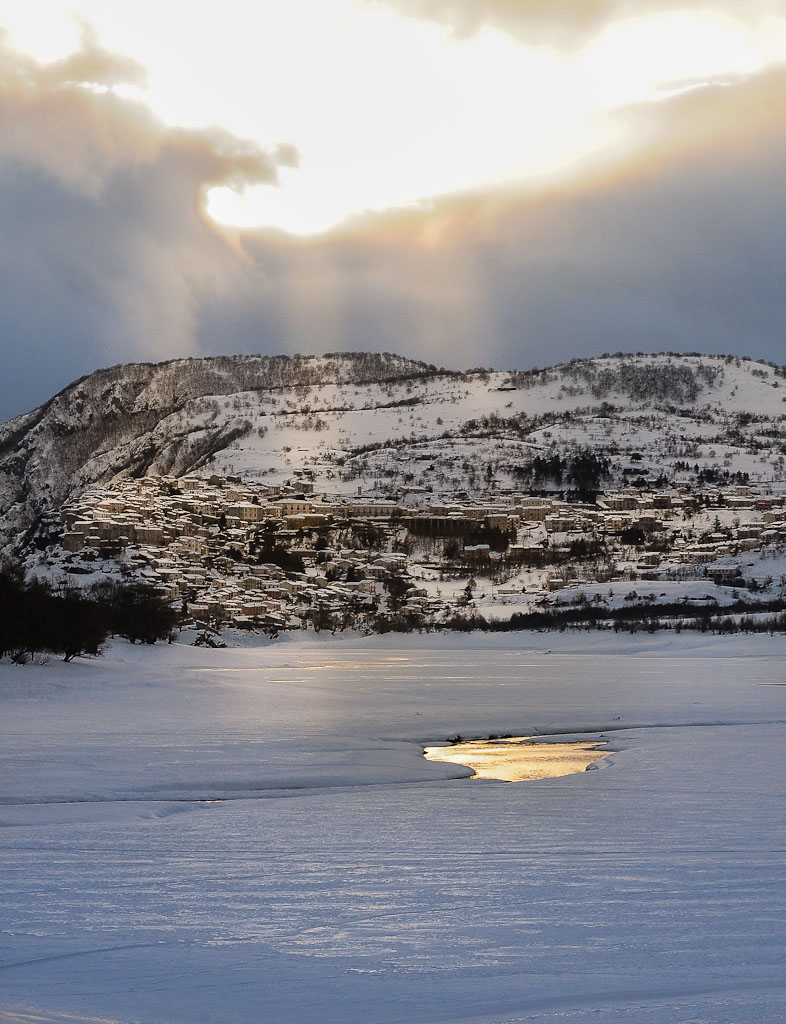 Villetta Barrea alle prime luci