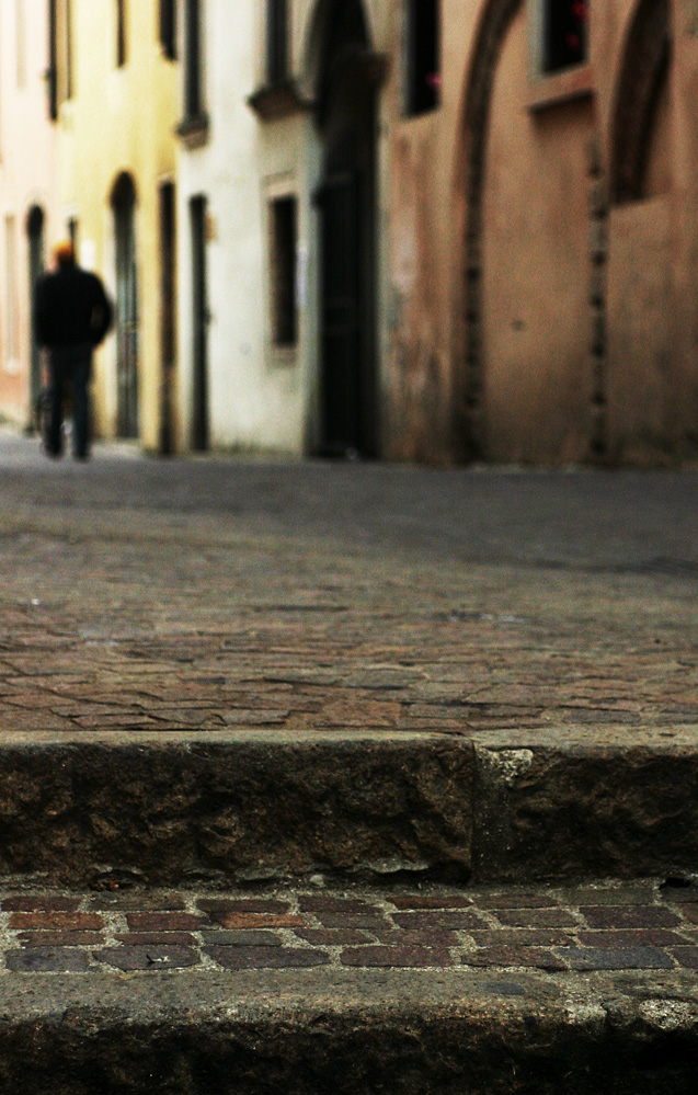 vicolo e passante