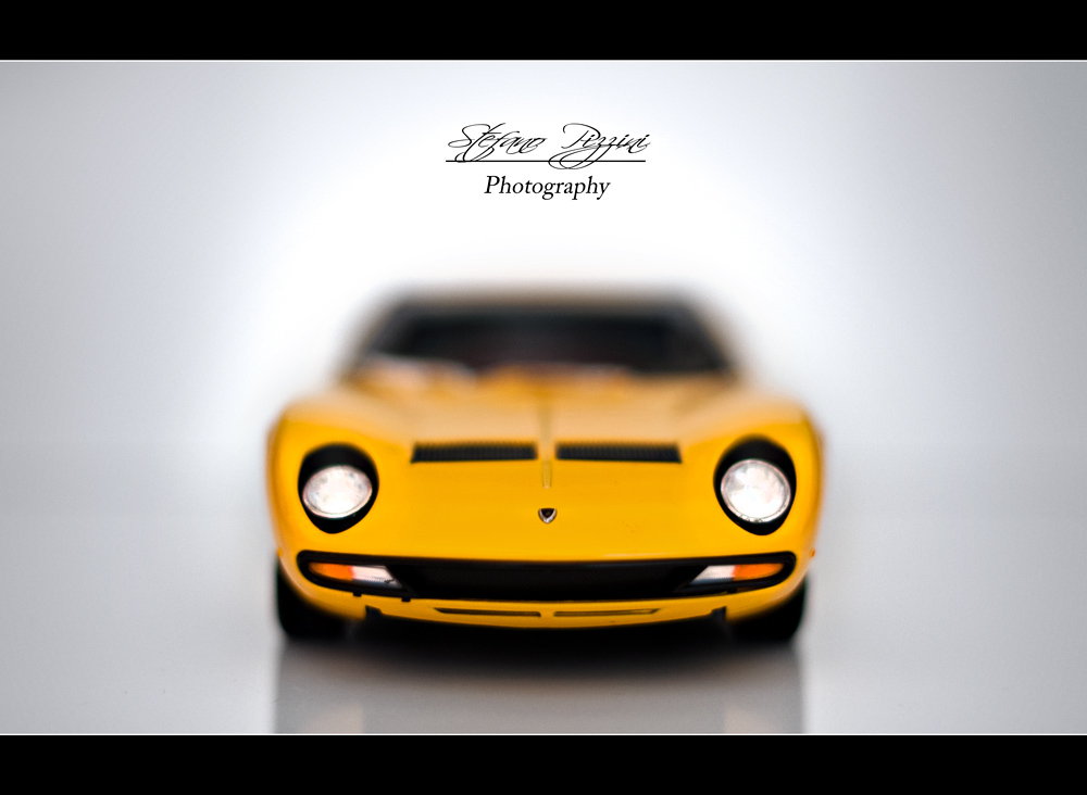 Lamborghini Miura SV - front